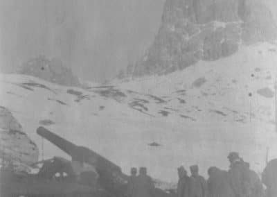 Artiglieria Prà Pontin - Grande Guerra Rifugio Averau - 5 Torri - Cortina d'Ampezzo © Collezione Francesco Quaglio
