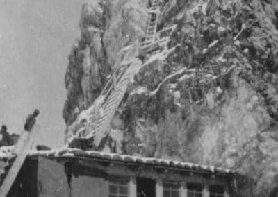 Averau summit station and ladder - Great War at the Averau Mountain Hut - 5 Torri - Cortina d'Ampezzo © Collezione Museo Storico 7° Reggimento Alpini